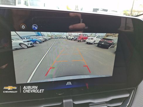 Used 2025 Chevrolet Equinox RS w/ Convenience Package III image 17