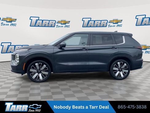 Used 2025 Mitsubishi Outlander SE AWD/4WD image 5