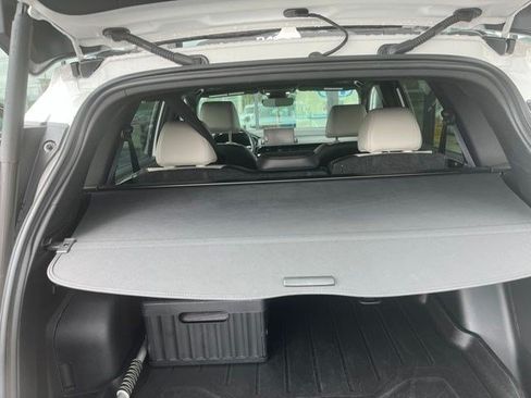 Used 2025 Honda CR-V Sport Touring image 8