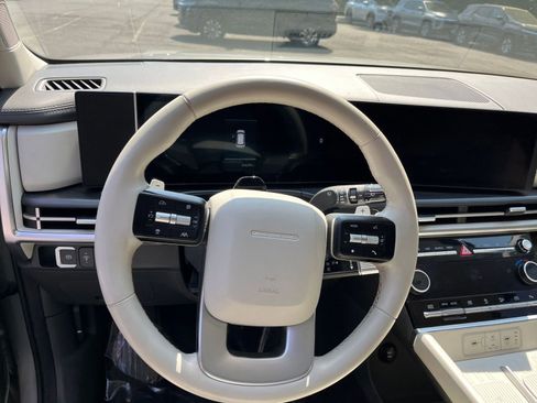 Used 2025 Hyundai Santa Fe SEL AWD/4WD image 29