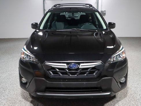 Used 2021 Subaru Crosstrek 2.0i Premium image 4