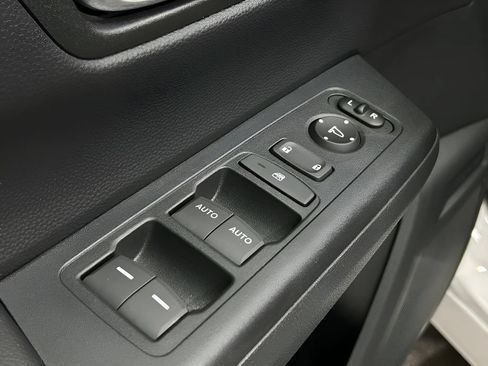 Used 2026 Honda CR-V TrailSport image 12