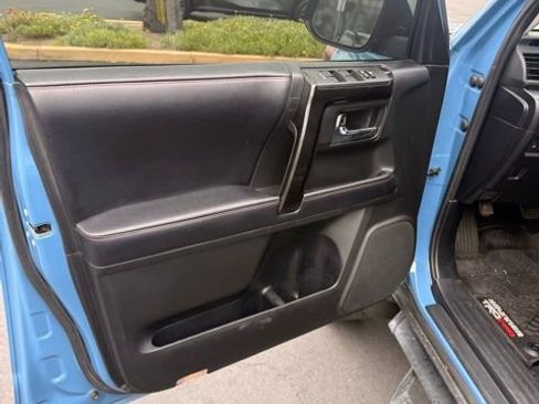 Used 2018 Toyota 4Runner TRD Pro AWD/4WD image 10