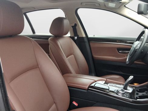 Used 2014 BMW 528i xDrive Sedan image 32