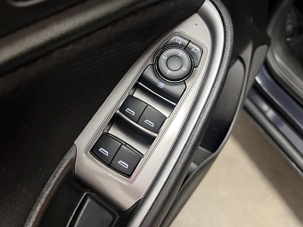 Used 2022 Chevrolet Malibu RS FWD image 11