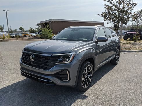 New 2025 Volkswagen Atlas Cross Sport SEL Premium R-Line image 10