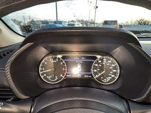 Used 2024 Nissan Sentra SV image 14