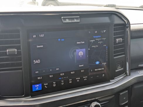 Used 2025 Ford F350 Lariat w/ Black Appearance Package AWD/4WD image 21