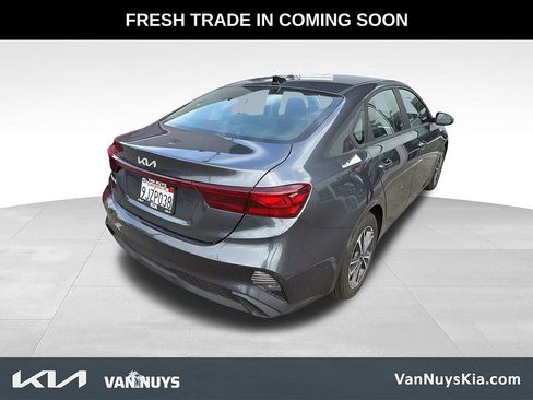 Used 2024 Kia Forte LXS w/ LXS Technology Package FWD image 3