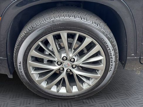 Certified 2025 Buick Enclave Avenir w/ Super Cruise Package AWD/4WD image 30