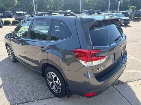 Used 2024 Subaru Forester Premium AWD/4WD image 4