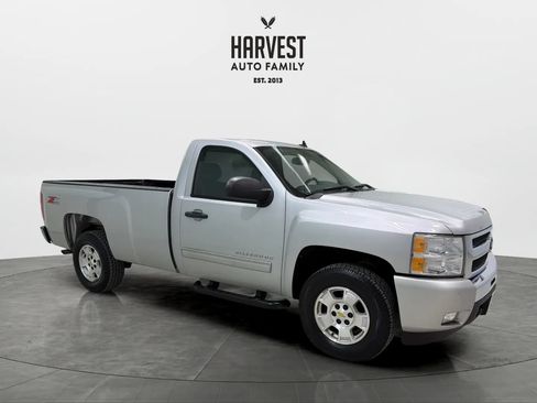 Used 2011 Chevrolet Silverado 1500 LT w/ Interior Plus Package AWD/4WD image 8
