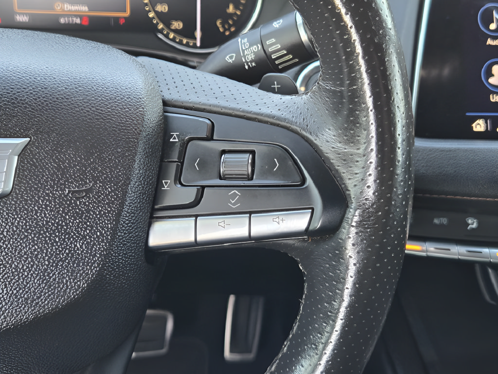 Used 2020 Cadillac XT4 Sport w/ Driver Awareness Package FWD image 27