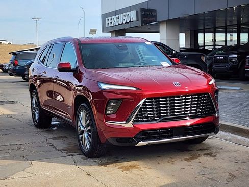 New 2026 Buick Enclave Avenir w/ Super Cruise Package image 2
