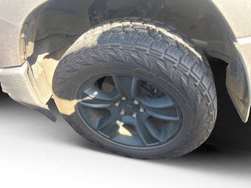 Used 2021 RAM 1500 Big Horn image 10