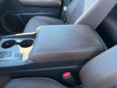 Used 2025 Honda Passport EX-L image 14