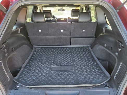 Used 2019 Jeep Grand Cherokee Altitude image 13