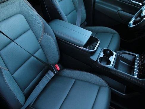 Used 2026 GMC Terrain AT4 w/ Convenience Package III image 9