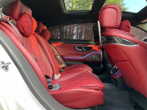 Used 2022 Mercedes-Benz S 580 4MATIC Sedan image 19
