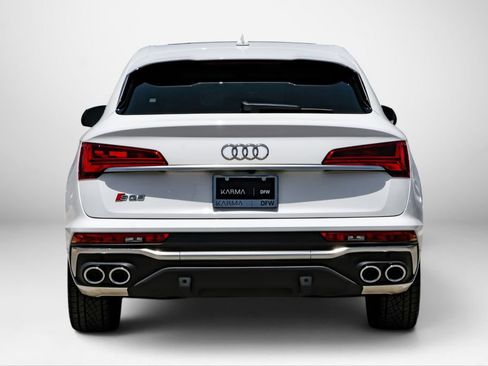 Used 2023 Audi SQ5 Prestige w/ Prestige Package AWD/4WD image 7
