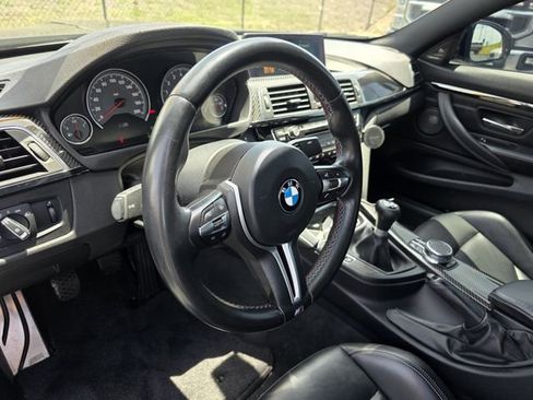 Used 2018 BMW M4 Coupe image 11