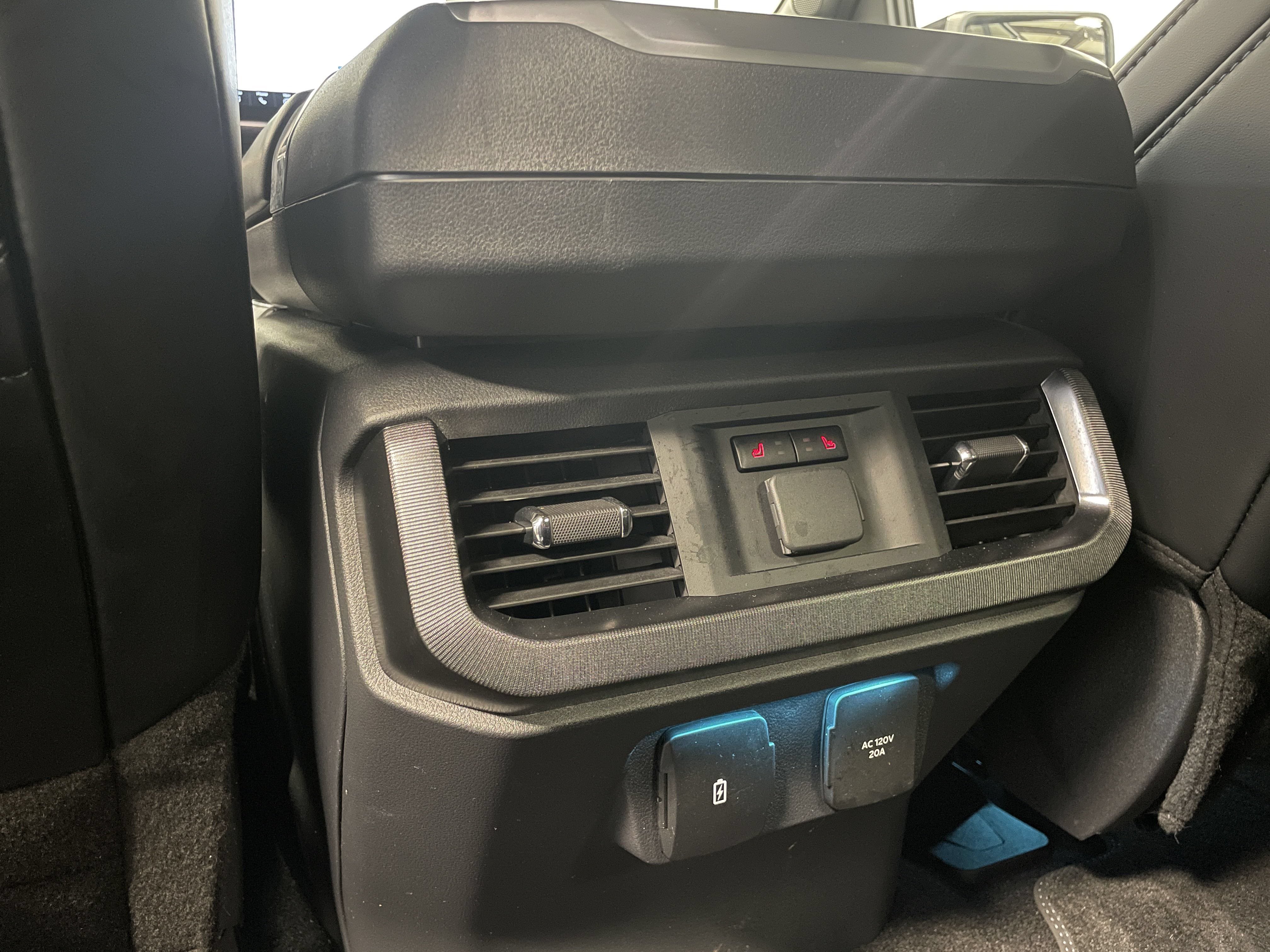 Used 2024 Ford F150 Platinum AWD/4WD image 26