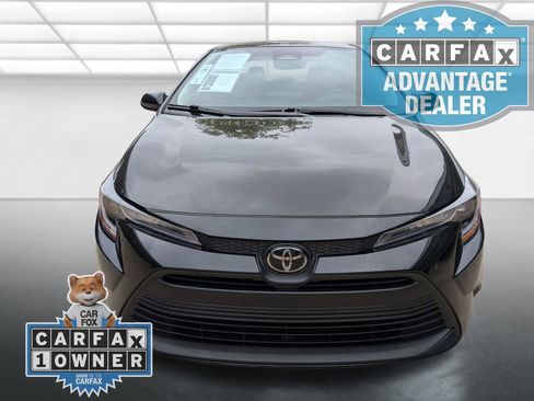 Used 2025 Toyota Corolla LE FWD image 24