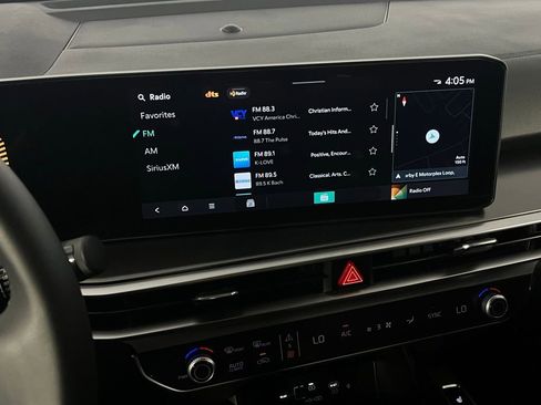 Used 2025 Kia Sorento S w/ Panoramic Sunroof Package image 17