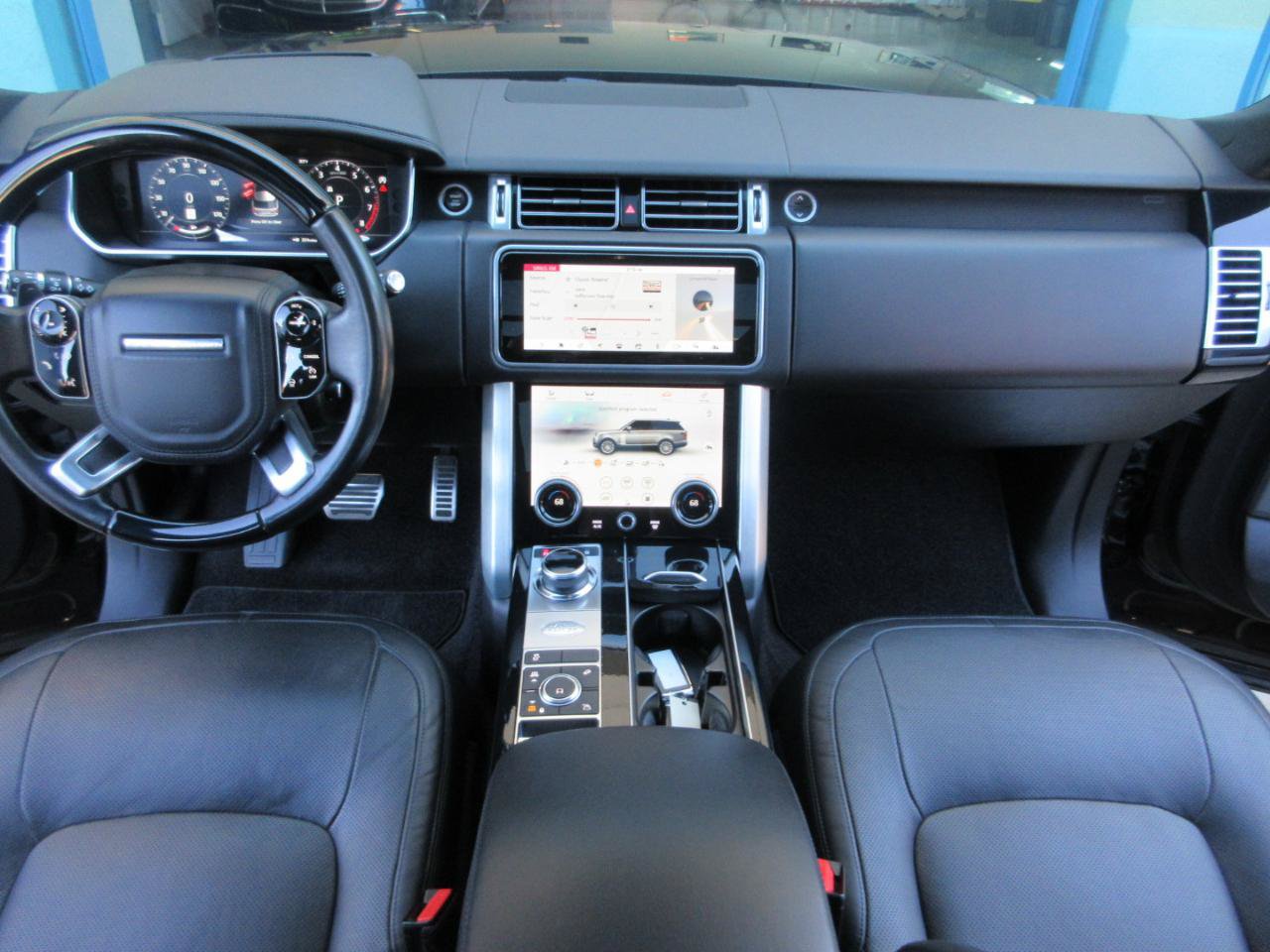 Used 2021 Land Rover Range Rover P525 Westminster Edition LWB AWD/4WD image 21