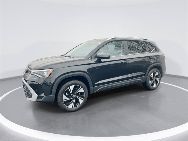 New 2026 Volkswagen Taos SE AWD/4WD image 1