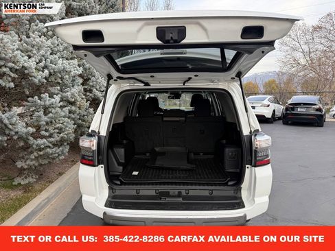 Used 2020 Toyota 4Runner TRD Off-Road Premium image 33