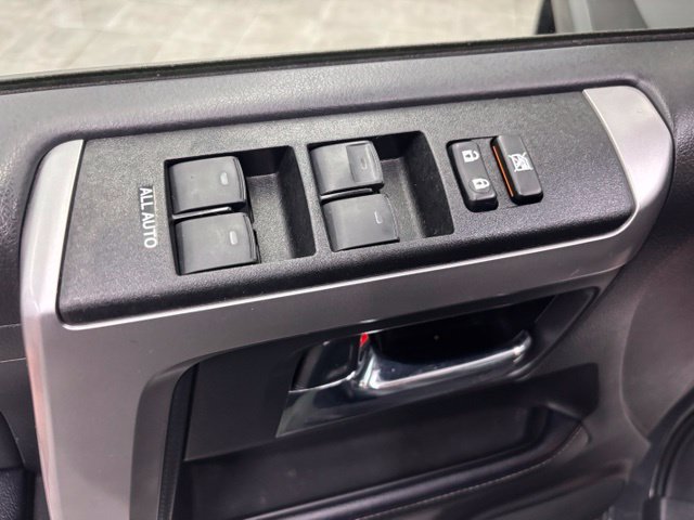 Used 2024 Toyota 4Runner SR5 Premium w/ Moonroof Package AWD/4WD image 18