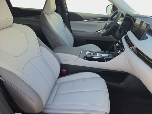 New 2027 INFINITI QX60 Luxe w/ Cargo Package FWD image 10