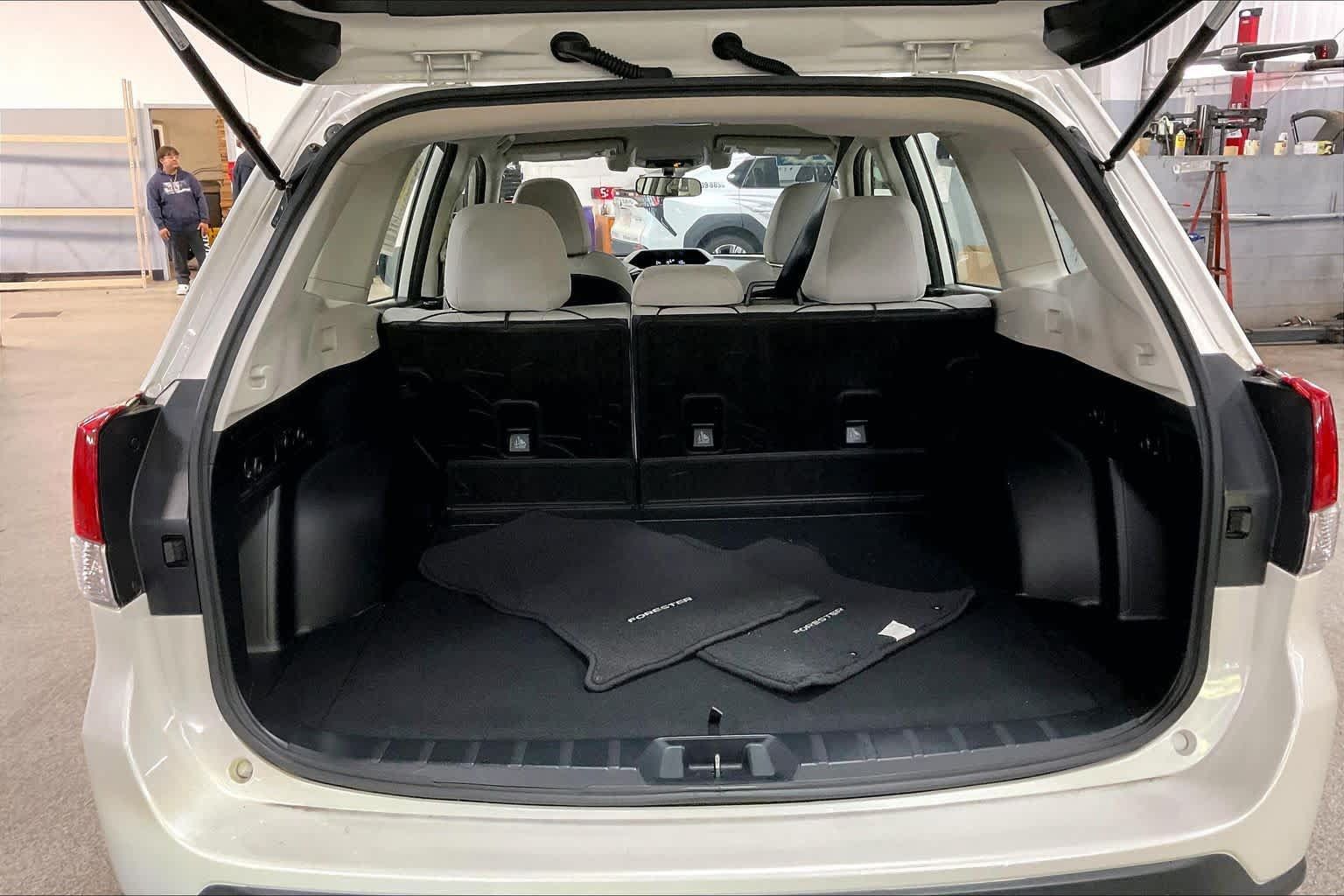 Used 2020 Subaru Forester w/ Alloy Wheel Package AWD/4WD image 33