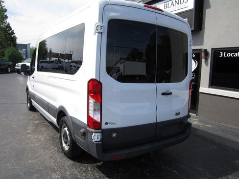 Used 2017 Ford Transit 350 XL image 3