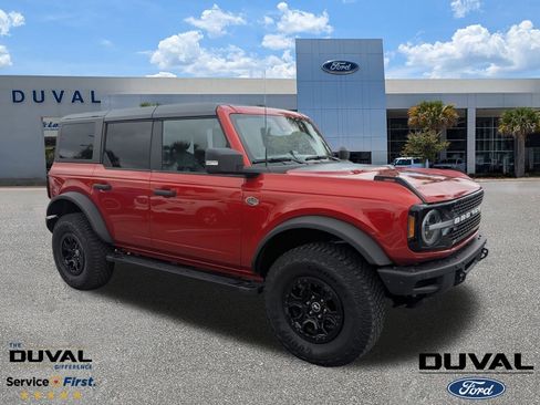 Used 2023 Ford Bronco Wildtrak image 1