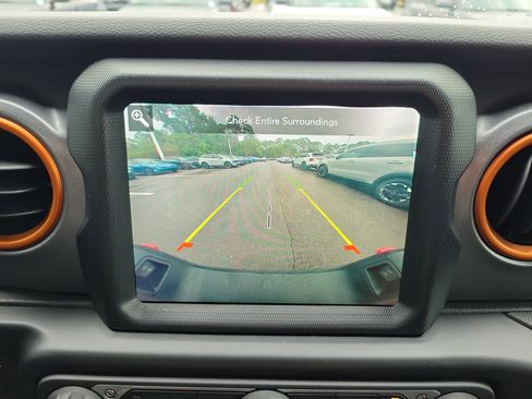 Used 2021 Jeep Gladiator Mojave image 32