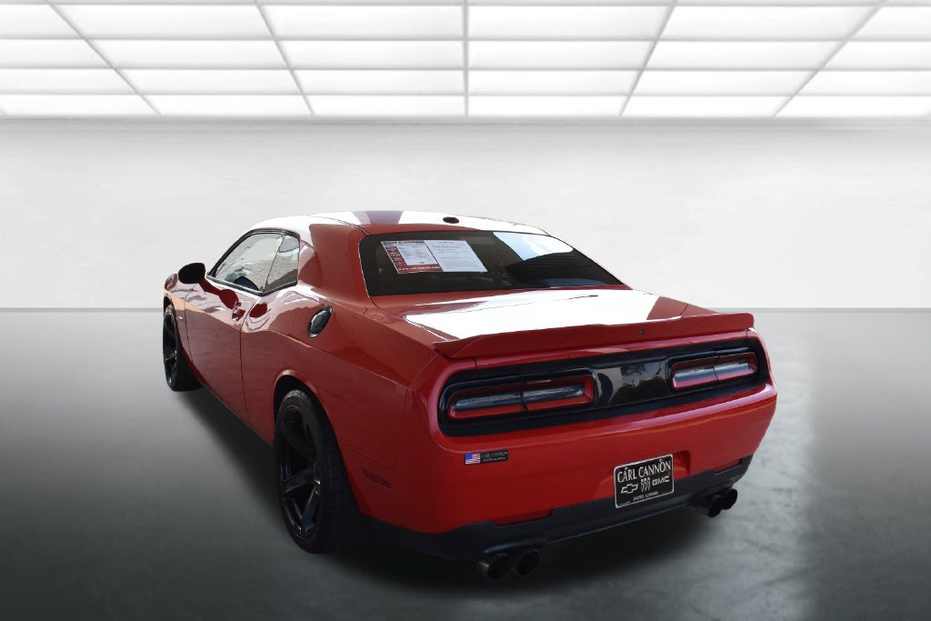 Used 2019 Dodge Challenger R/T RWD image 8