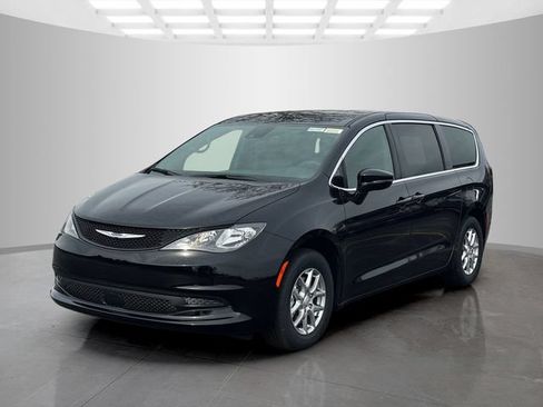 New 2026 Chrysler Voyager LX FWD image 3