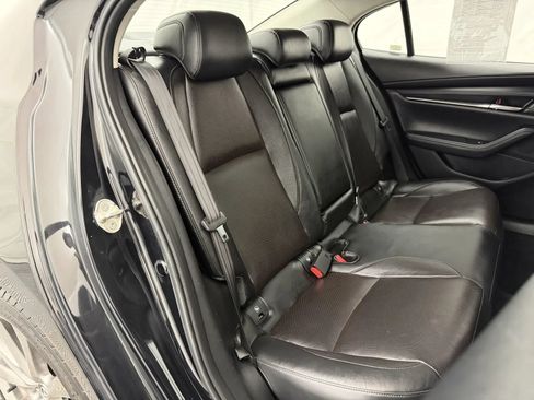 Used 2021 MAZDA MAZDA3 s FWD image 30
