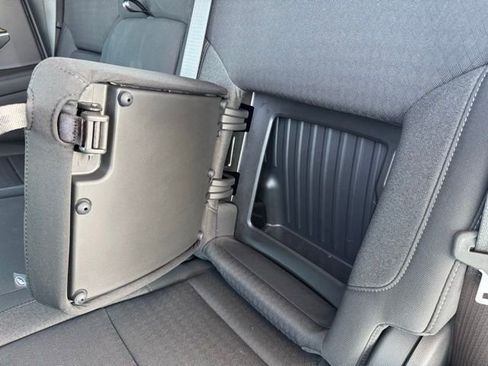 Used 2022 GMC Sierra 1500 Elevation image 24