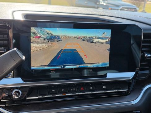 Used 2025 GMC Sierra 1500 SLT image 21