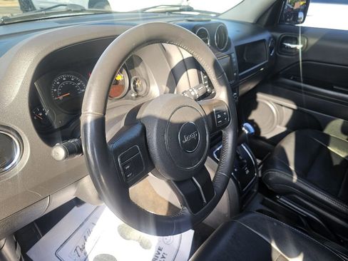 Used 2017 Jeep Patriot High Altitude image 43