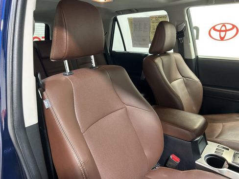 Used 2023 Toyota 4Runner Limited image 14