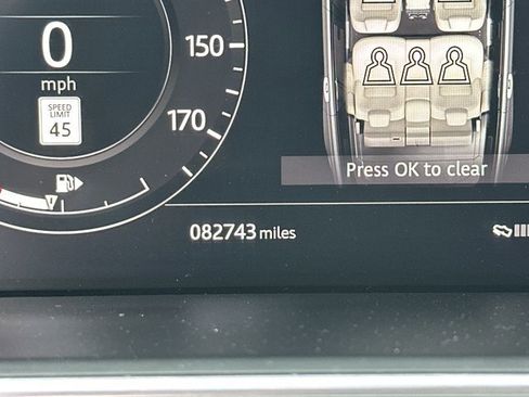 Used 2018 Land Rover Range Rover Long Wheelbase Supercharged image 32