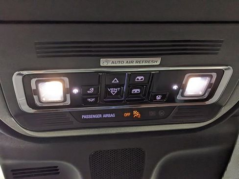 Used 2025 Lincoln Navigator L Reserve image 37