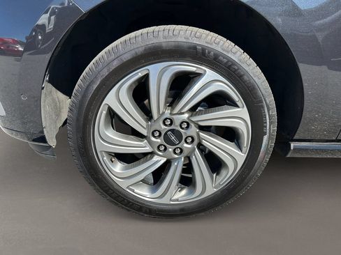 Used 2022 Lincoln Navigator Reserve AWD/4WD image 9