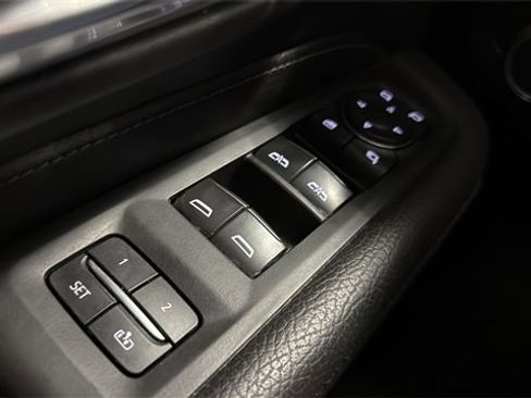 Used 2024 GMC Yukon Denali image 18