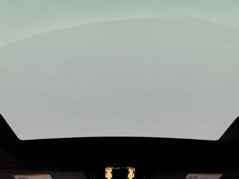 Certified 2025 Mercedes-Benz CLA 250 4MATIC image 11