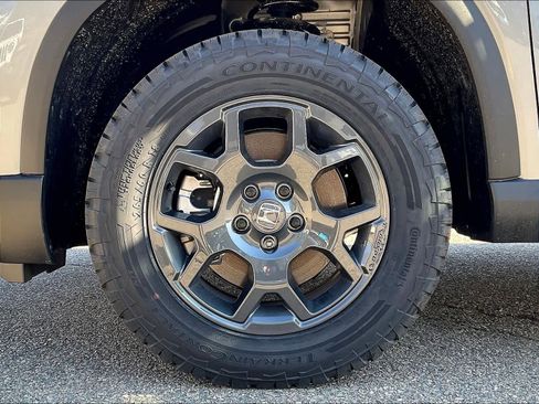 New 2026 Honda Pilot TrailSport image 8